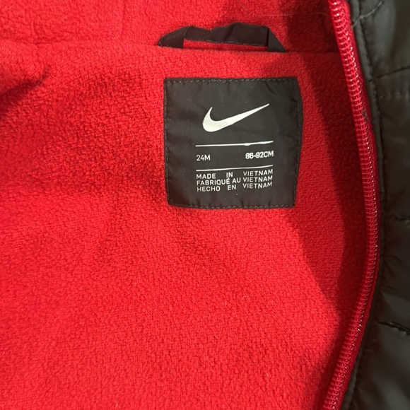 Nike kids essential padded Jacket - Picture 7 of 11